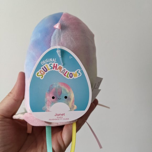 5" Janet Jellyfish Squishmallow - Picture 3 of 3